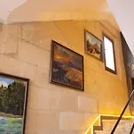 Yellow Stone House 酒店