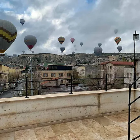 Hotel Yellow Stone House