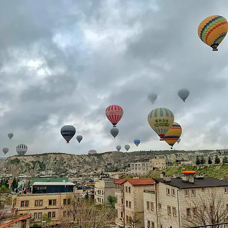 Hotel Yellow Stone House