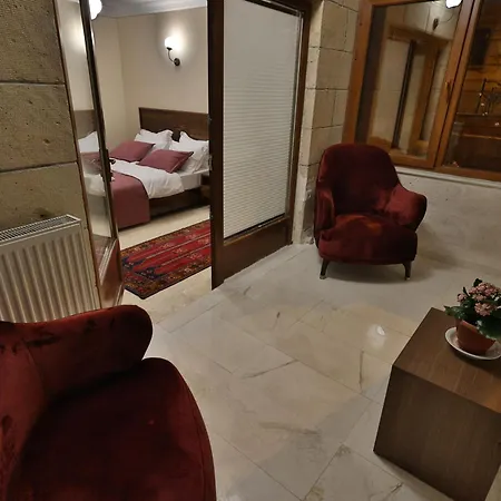 Yellow Stone House Hotel *