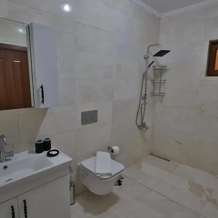 Отель Yellow Stone House *