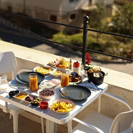 Yellow Stone House Hotel *