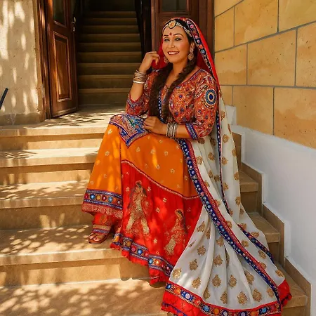 Yellow Stone House Hotel *