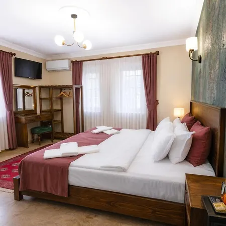 Hotel Yellow Stone House *