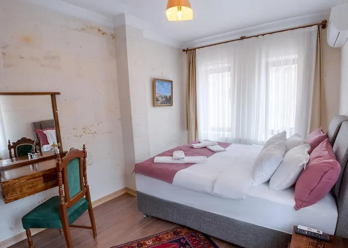 Hotel Yellow Stone House